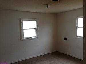 5th image of 1413 S Lawn Dr