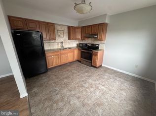 427 Smith St APT 1R, Scranton, PA 18512