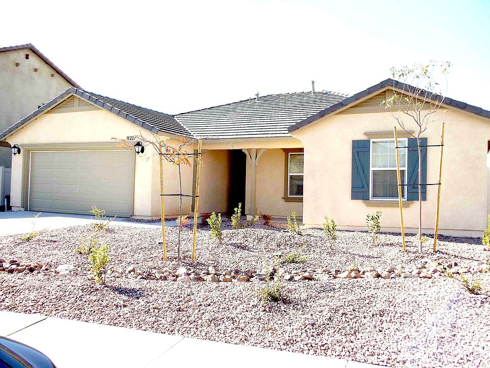 1st image of 38227 Versailles St