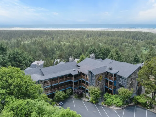 2801 Willows Rd #8, Seaview, WA 98644