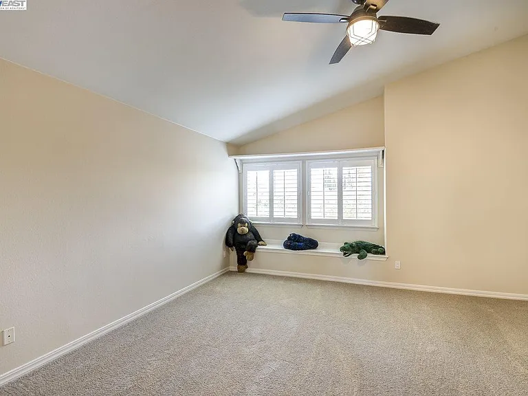 3644 Glasgow Cir — Photo 24