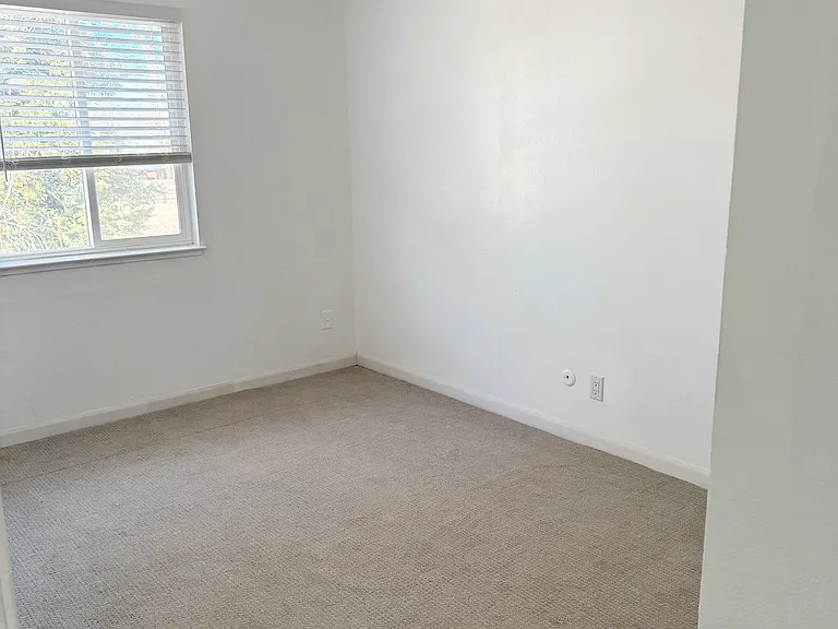 741 Camino Floretta NW — Photo 15