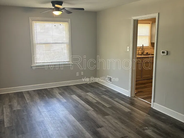 5231 Rockland Rd — Photo 3