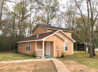 21425 Cross St, New Caney, TX 77357