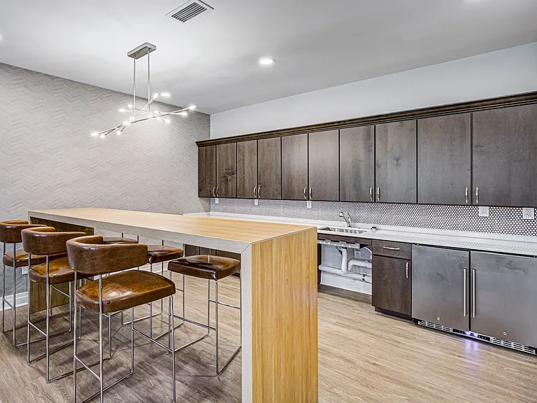 Providence Place — Photo 8