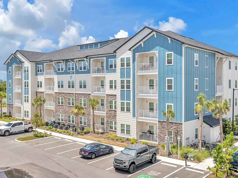 Trevesta Place Apartments general photo