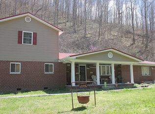 13777 Jerry West Hwy, Sarah Ann, WV 25644