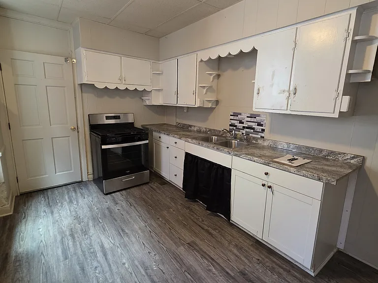 732 Cleveland Ave — Photo 3