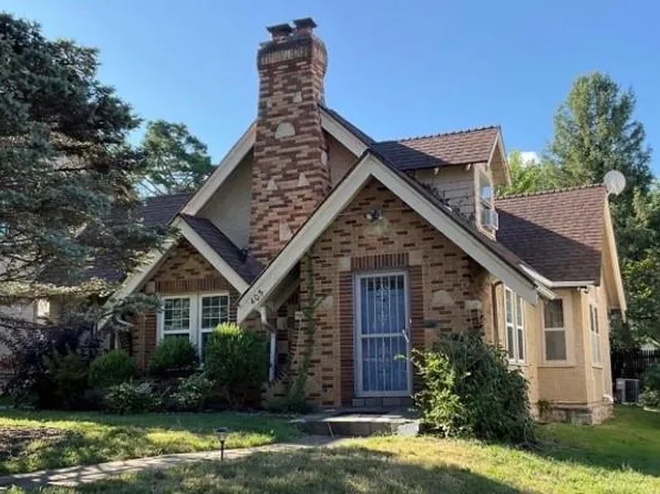 405 E Gregory Blvd, Kansas City, MO 64131