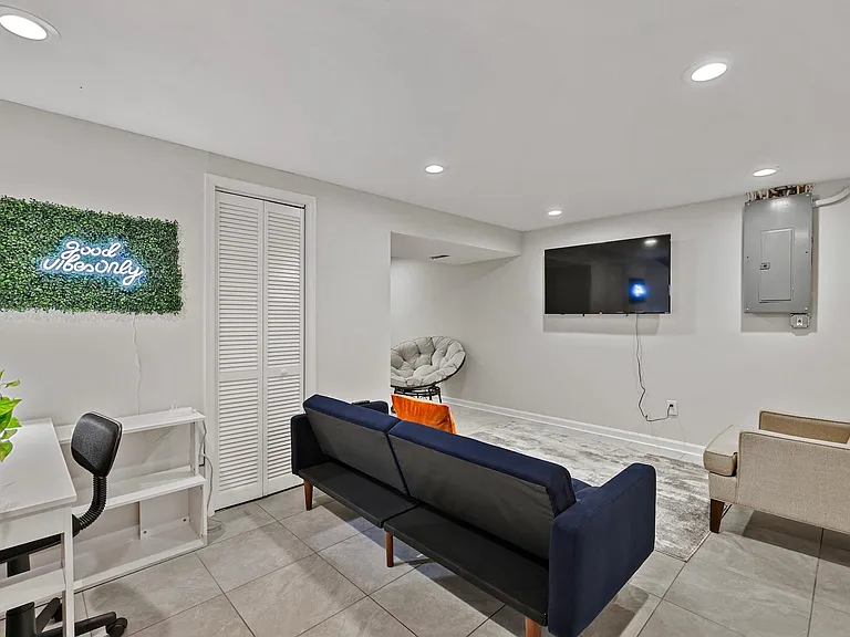 1639 Revell Downs Dr — Photo 23
