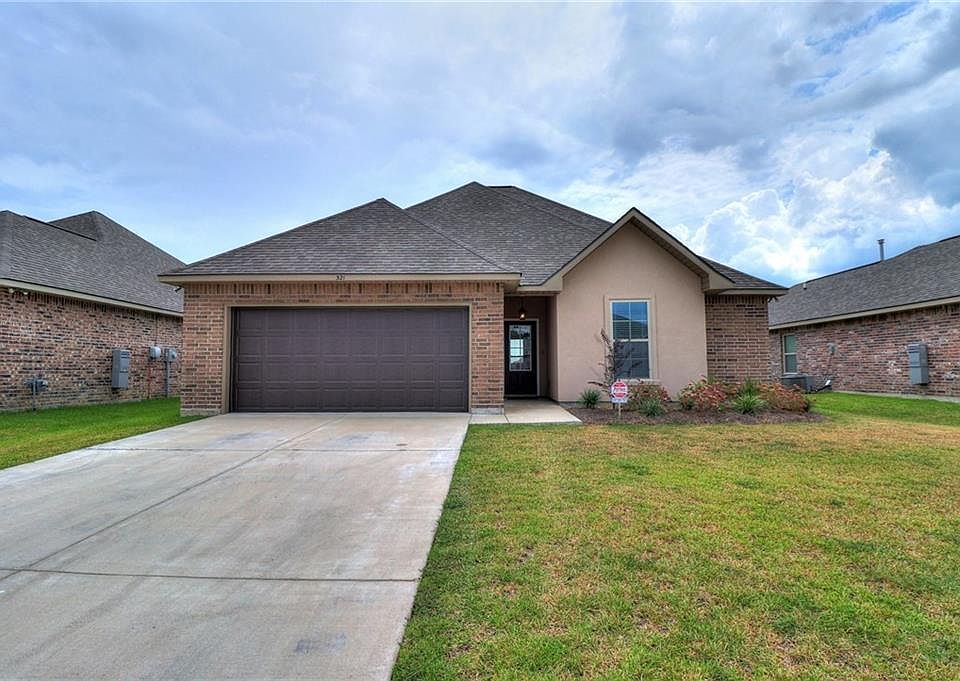 1st image of 321 Long Hill Dr