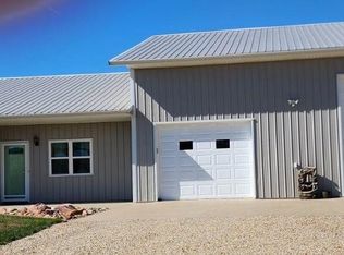 6819 NW Rochester Rd, Topeka, KS 66617