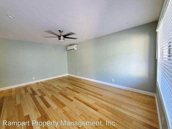 4th image of 233 Mira Mar Ave #3
