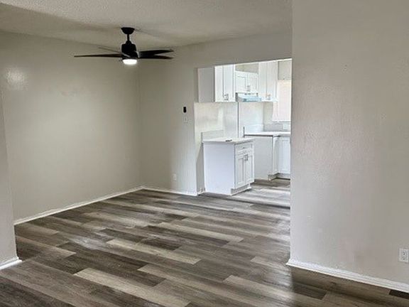 4th image of 230 E Ivy Ave APT 2