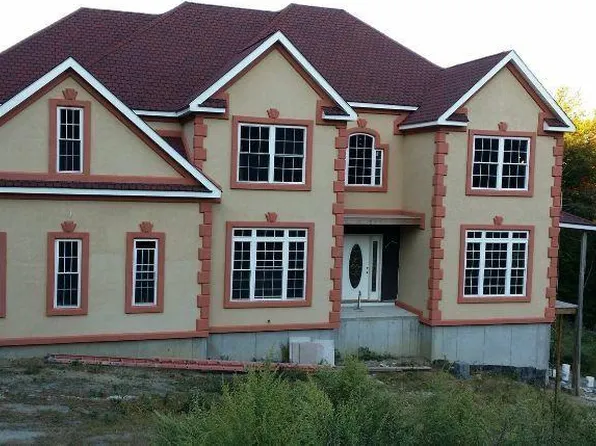 7 Hamlet Way, Hopewell Junction, NY 12533