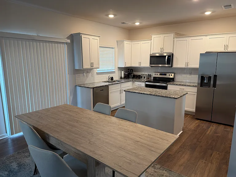 138 Marathon Ln — Photo 4