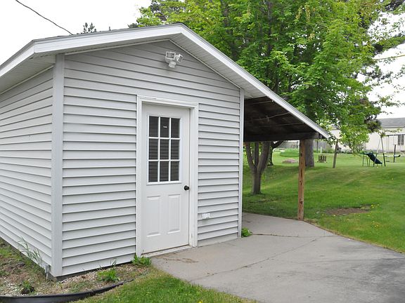 10x12 Shed with 8' Overhang
