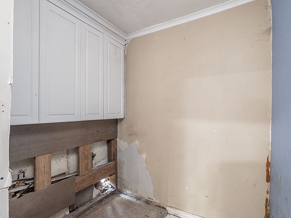 2nd image of 5306 Lansingford Trl