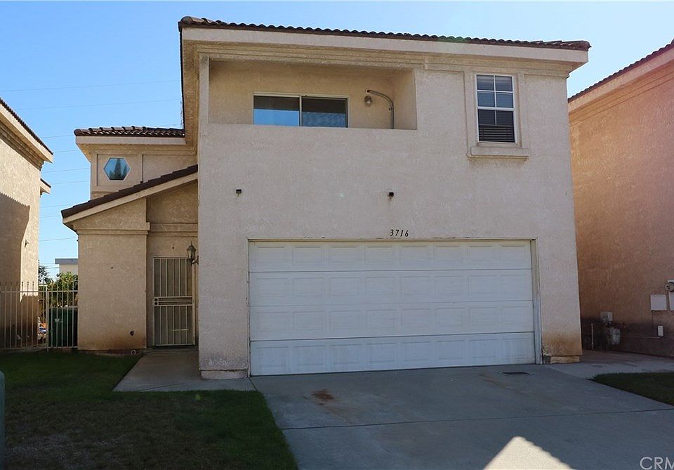 1st image of 3716 Summer Ln