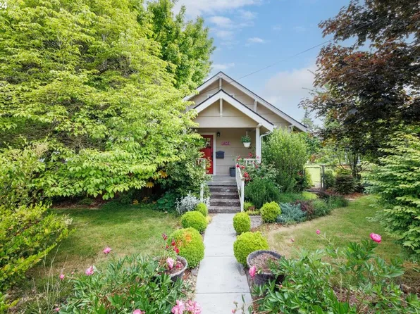 1403 15th St, Oregon City, OR 97045