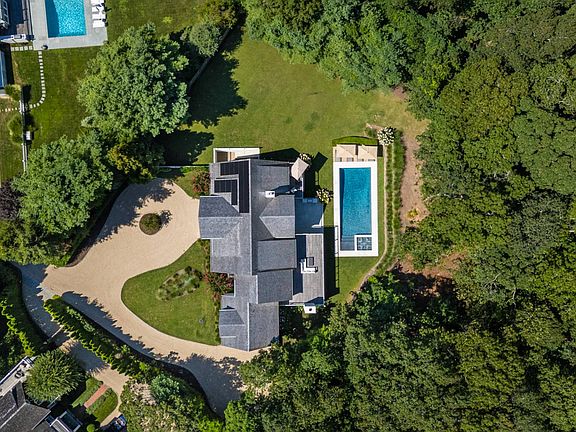 4th image of 6 Sawmill Ln