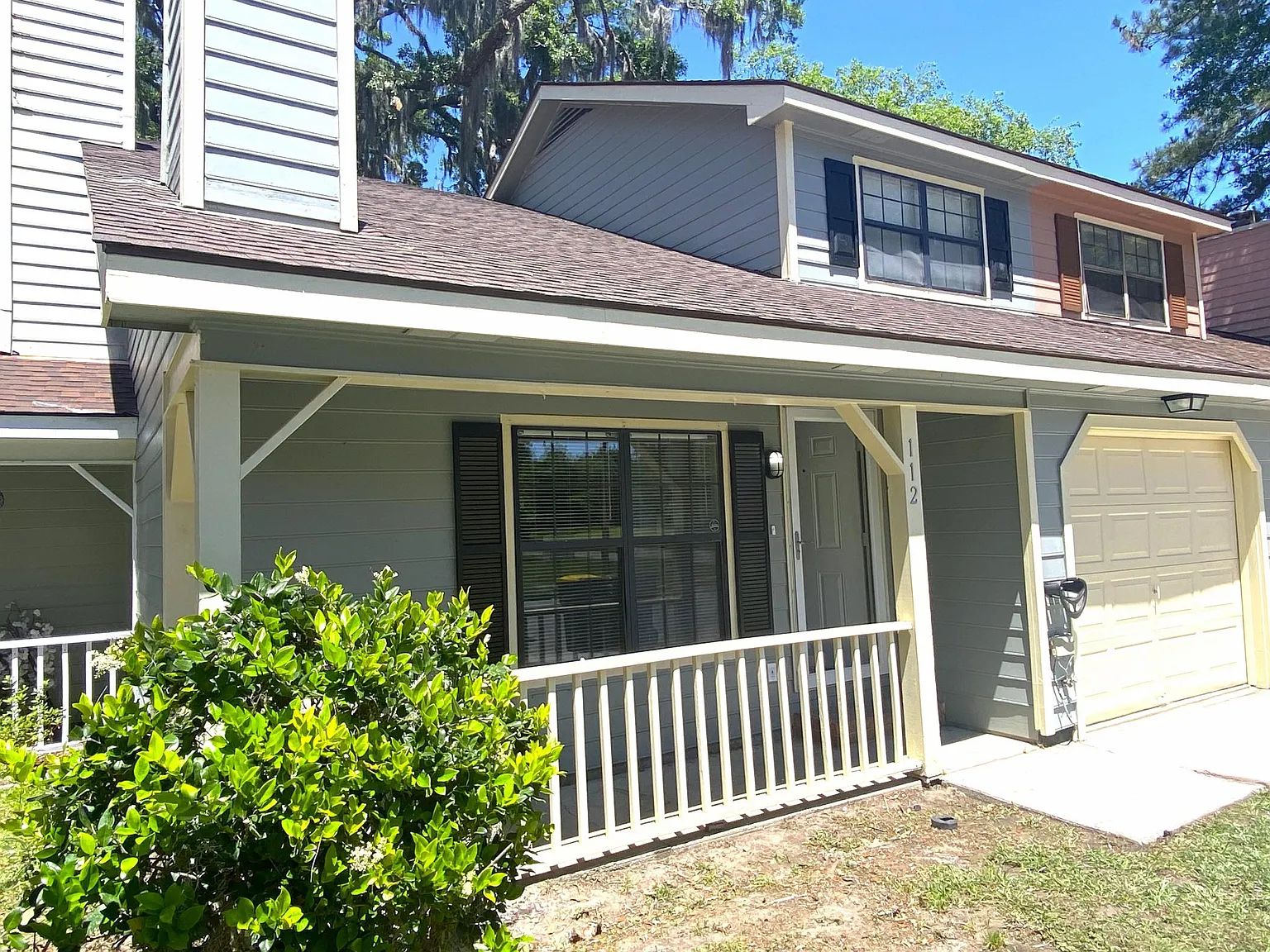 2 bed, 1.5 bath, 1292 sqft, $1,850 — Photo 2