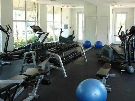 5th image of 200 Ocean Dr APT 4B