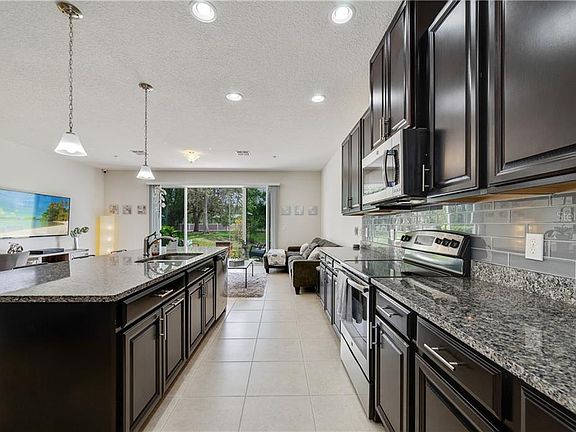 4th image of 7633 Aloma Pines Ct