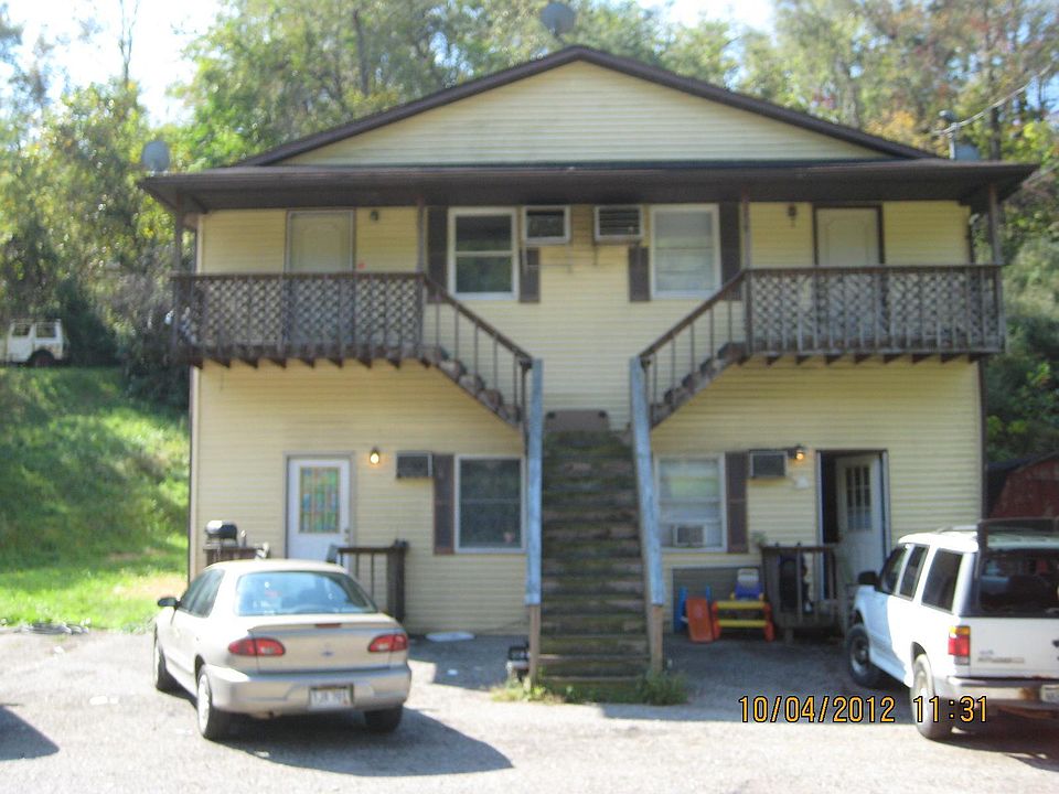 Apartment B is the one on the lower right