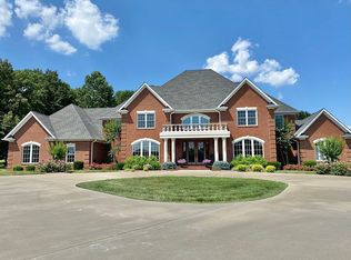 8408 Cemetery Rd, Bowling Green, KY 42103