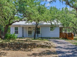 562 Ridgerock Dr, Canyon Lake, TX 78133