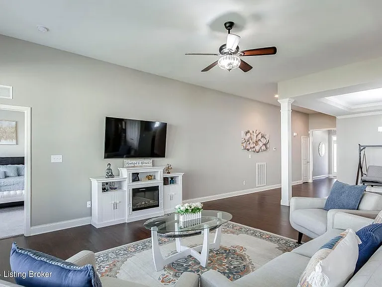 107 Irondale Ct — Photo 16