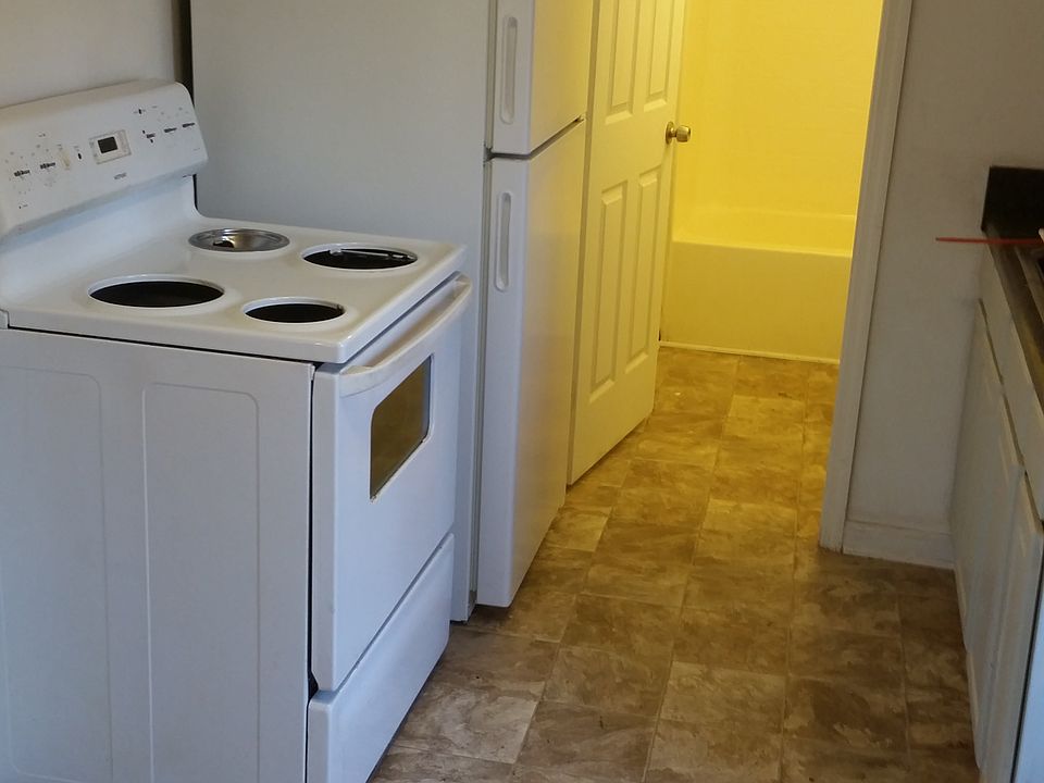 2nd image of 2409 Foster Ave