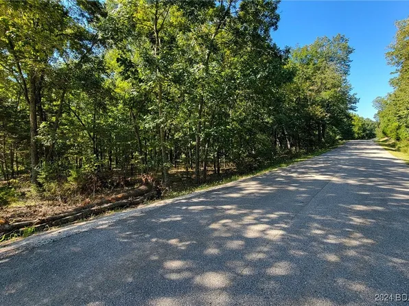 1153 Spring Creek Dr, Sunrise Beach, MO 65079