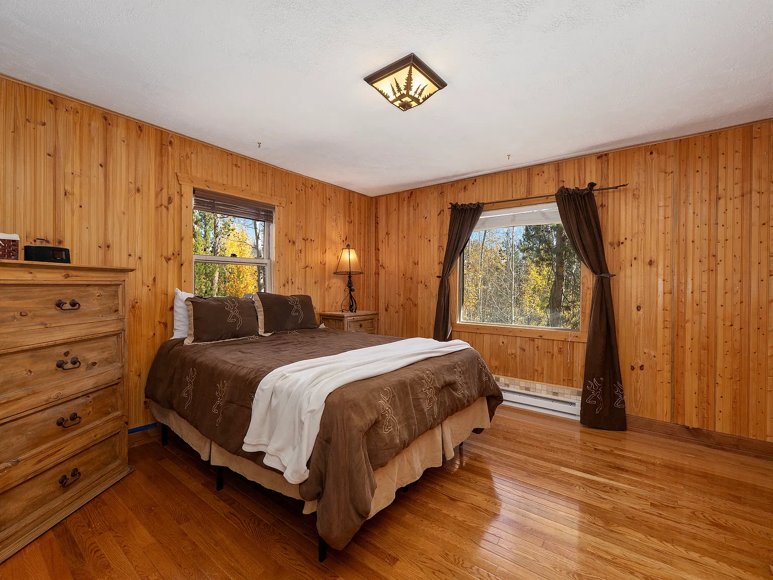 6 bed, 3276 sqft, $3,800 — Photo 4