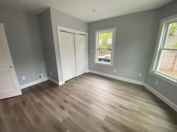 52 Garfield Ave Floor 2