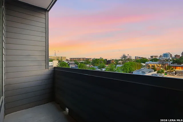 719 E Locust St #4107 — Photo 31