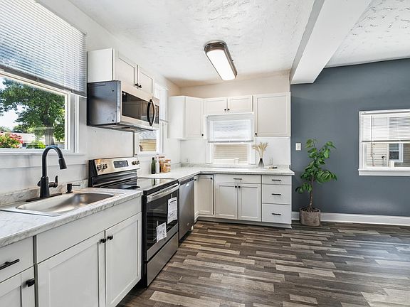 4th image of 5000 Naples Ave