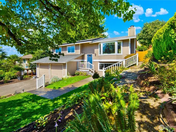 11218 NE 91st St, Kirkland, WA 98033