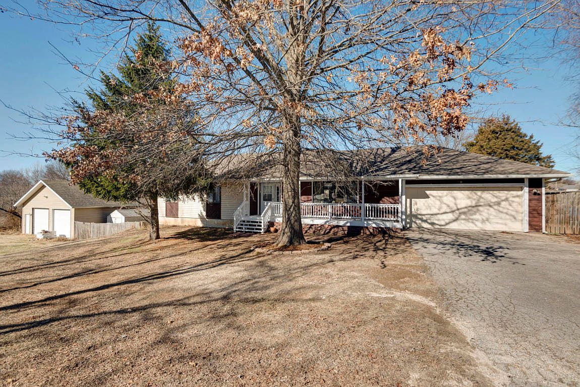 511 S Main St, Nixa, MO 65714 Zillow