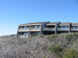 2 Ocean Grv W #X, Atlantic Beach, NC 28512