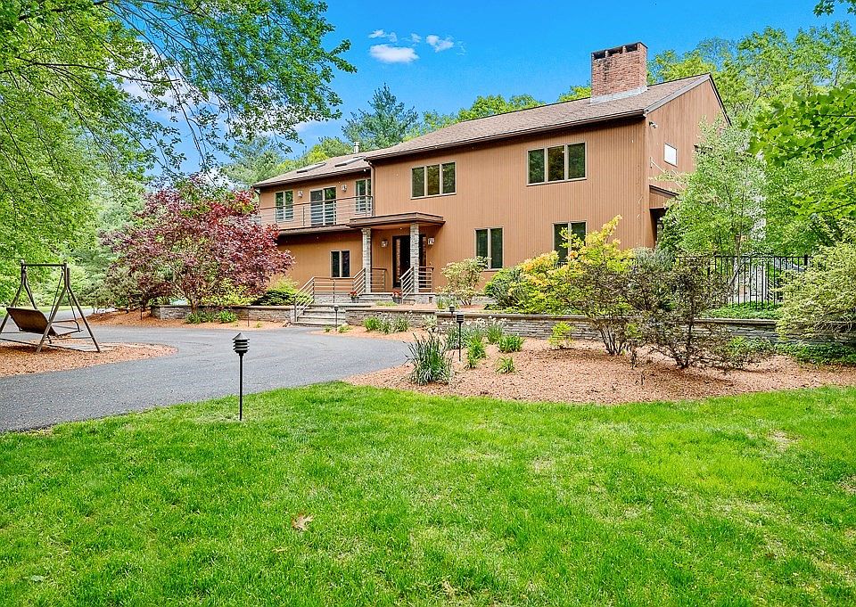 342 Green St, Northborough, MA 01532 MLS 73116119 Zillow