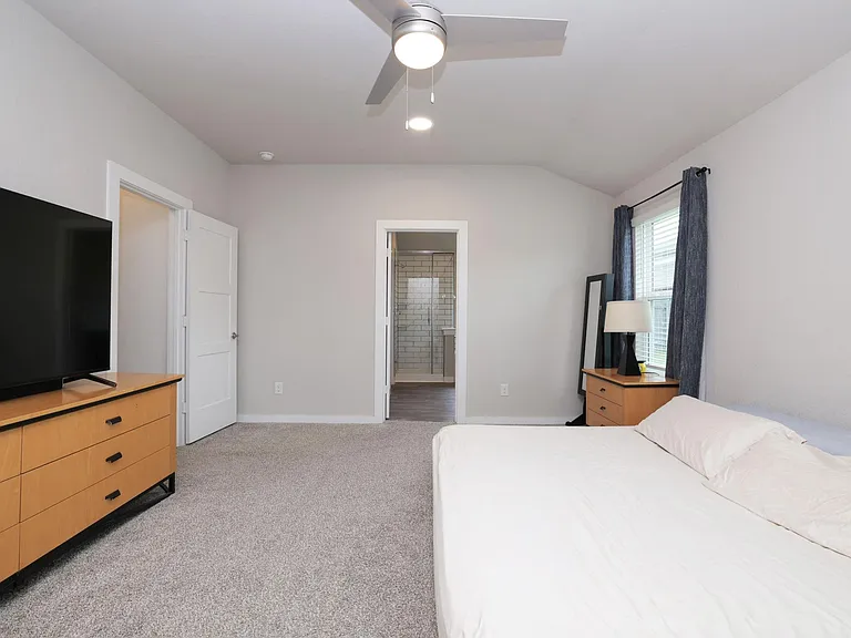 14209 Silver Maple Ct — Photo 25