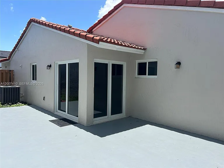 10058 SW 156th Ct — Photo 17