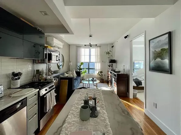 22 Ford Street image 1 of 15