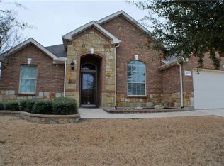 1613 Fallingwater Trl, Fort Worth, TX 76052