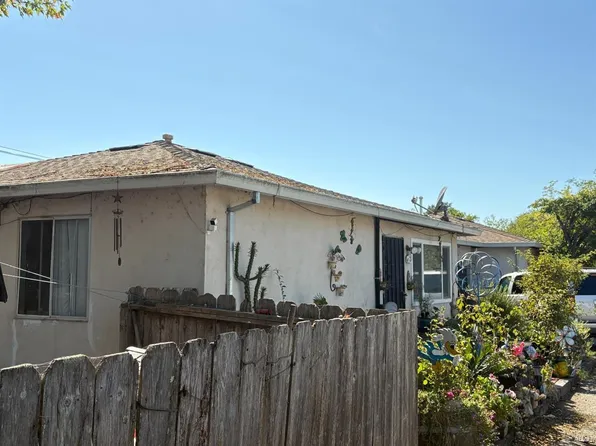 2727 Victoria Dr, Santa Rosa, CA 95407