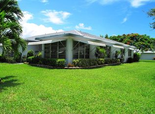 1180 S Drive Cir APT D, Delray Beach, FL 33445