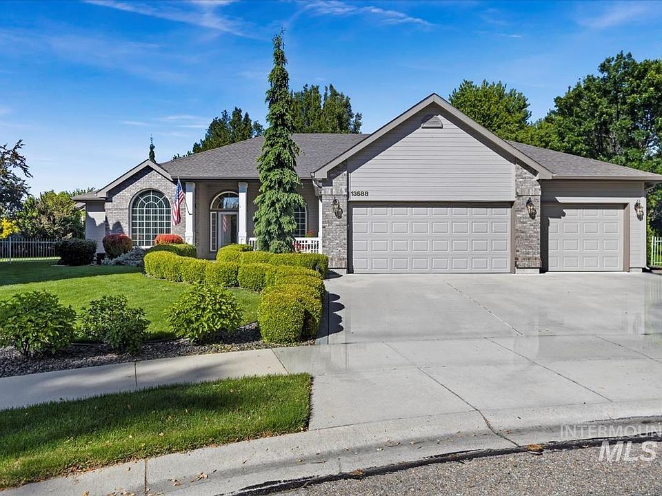 1st image of 13588 W Wrigley Ct