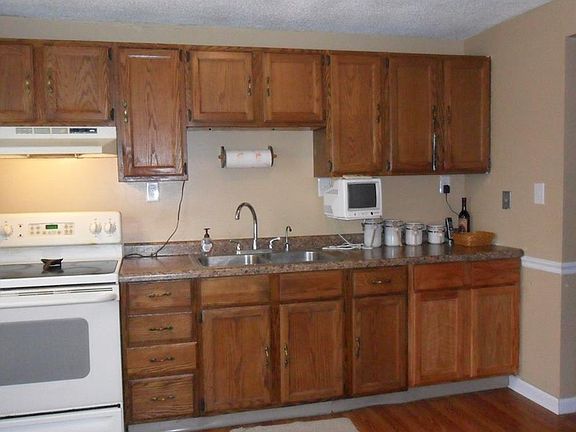 4th image of 8114 E 34th St